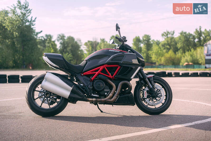 Мотоцикл Без обтікачів (Naked bike) Ducati Diavel 2012 в Києві