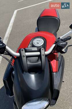 Мотоцикл Без обтекателей (Naked bike) Ducati Diavel 2012 в 