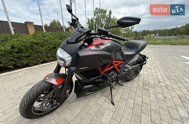 Мотоцикл Круизер Ducati Diavel 2015 в 