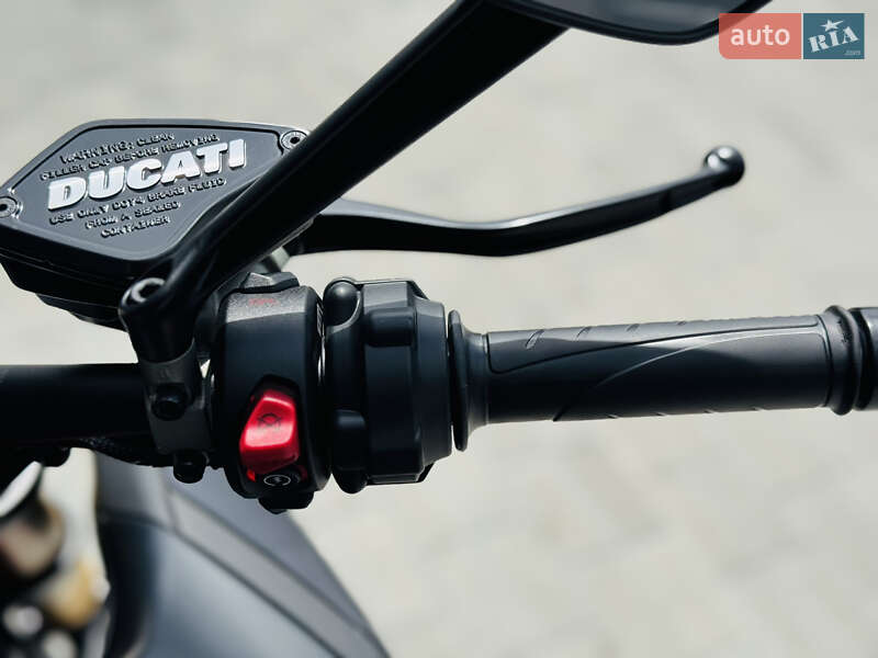 Мотоцикл Без обтікачів (Naked bike) Ducati Diavel 2022 в Мукачевому