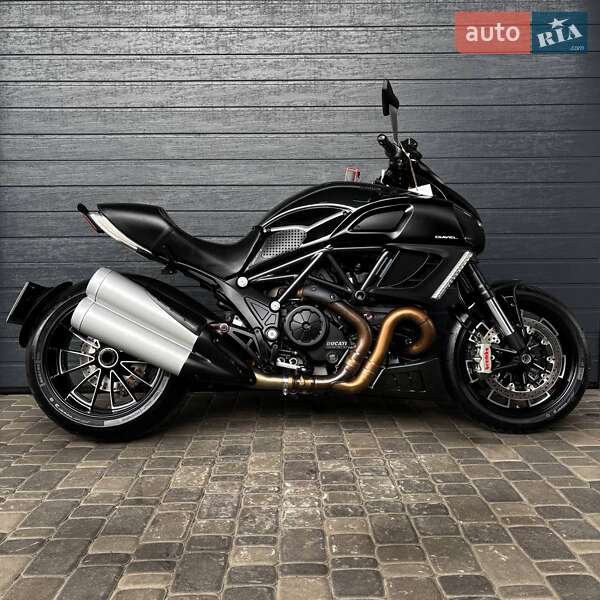 Мотоцикл Круізер Ducati Diavel 2011 в Білій Церкві фото 2 Мотоцикл Круізер Ducati Diavel 2011 в Білій Церкві