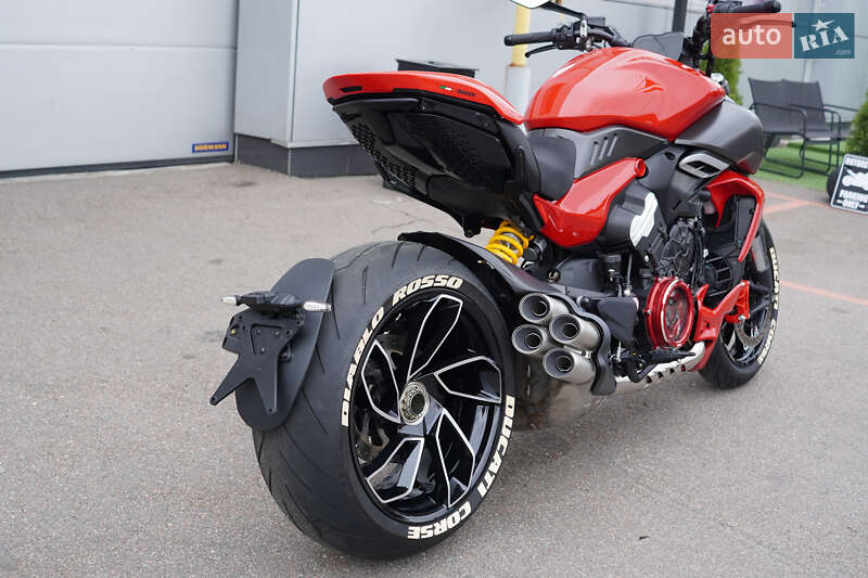 Мотоцикл Круізер Ducati Diavel 2024 в Києві фото 3 Мотоцикл Круізер Ducati Diavel 2024 в Києві