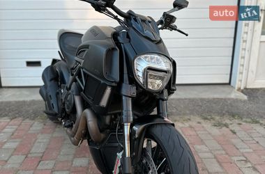 Спортбайк Ducati Diavel 2015 в Одессе