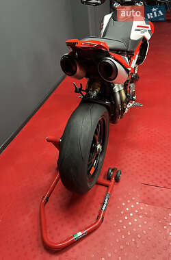 Мотоцикл Супермото (Motard) Ducati Hypermotard 950 2023 в 