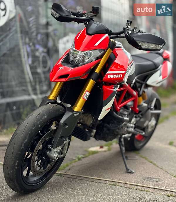 Мотоцикл Без обтекателей (Naked bike) Ducati Hypermotard 950 2023 в Киеве фото 4 Мотоцикл Без обтекателей (Naked bike) Ducati Hypermotard 950 2023 в Киеве