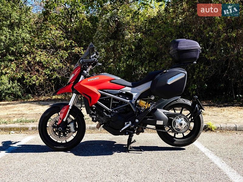 Ducati Hyperstrada 821 2015