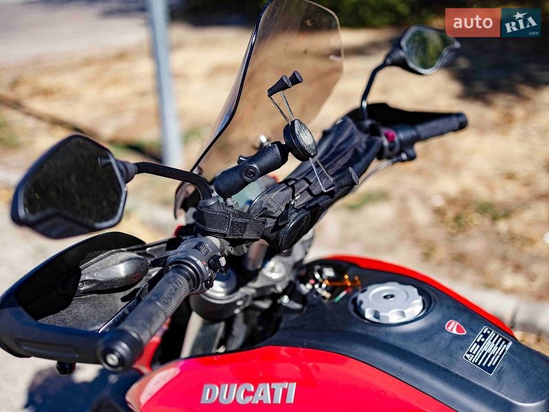Мотоцикл Спорт-туризм Ducati Hyperstrada 821 2015 в Чопе