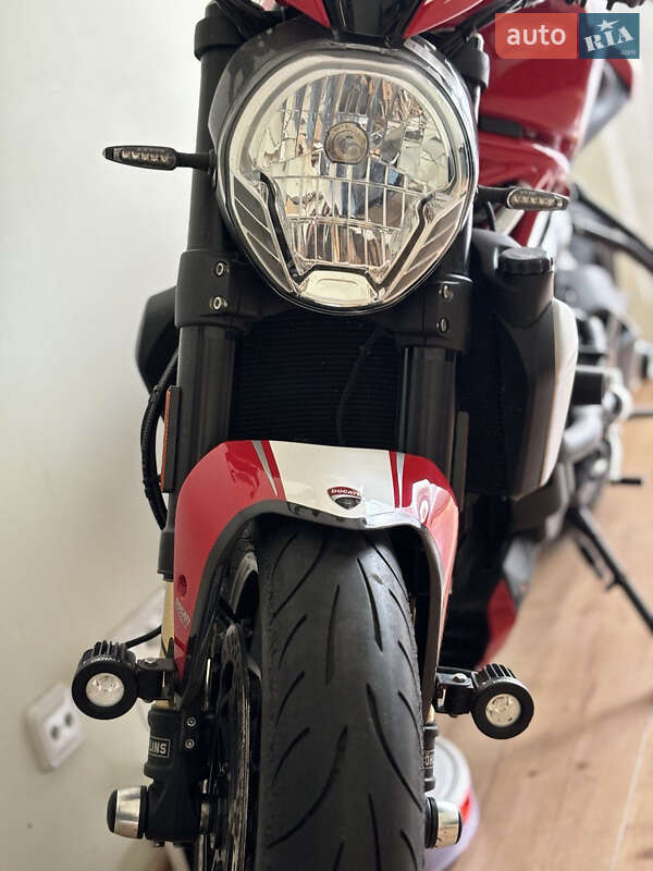 Мотоцикл Без обтекателей (Naked bike) Ducati Monster 1200 2016 в Киеве