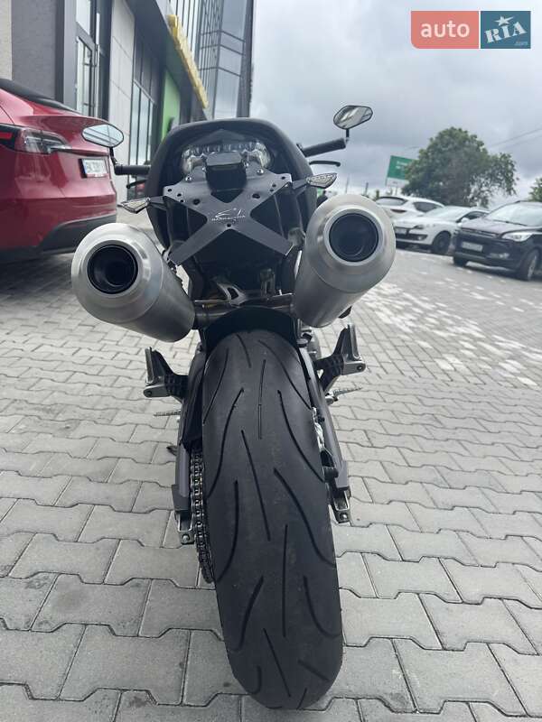 Мотоцикл Без обтекателей (Naked bike) Ducati Monster 696 2009 в Ровно фото 10 Мотоцикл Без обтекателей (Naked bike) Ducati Monster 696 2009 в Ровно