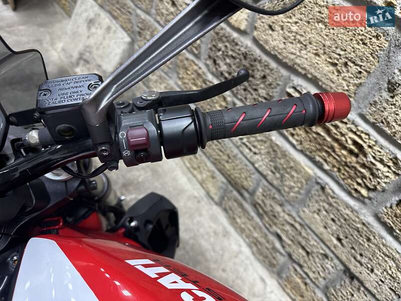 Мотоцикл Без обтекателей (Naked bike) Ducati Monster 821 2015 в Одессе