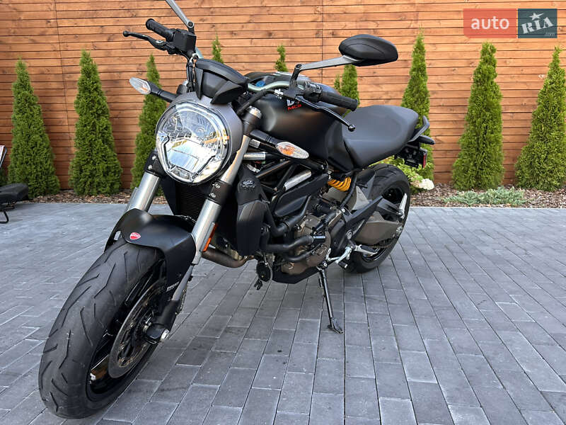 Ducati Monster 821 2016