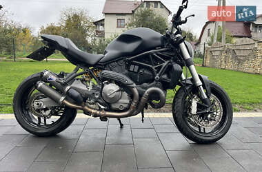 Мотоцикл Без обтекателей (Naked bike) Ducati Monster 821 2018 в 