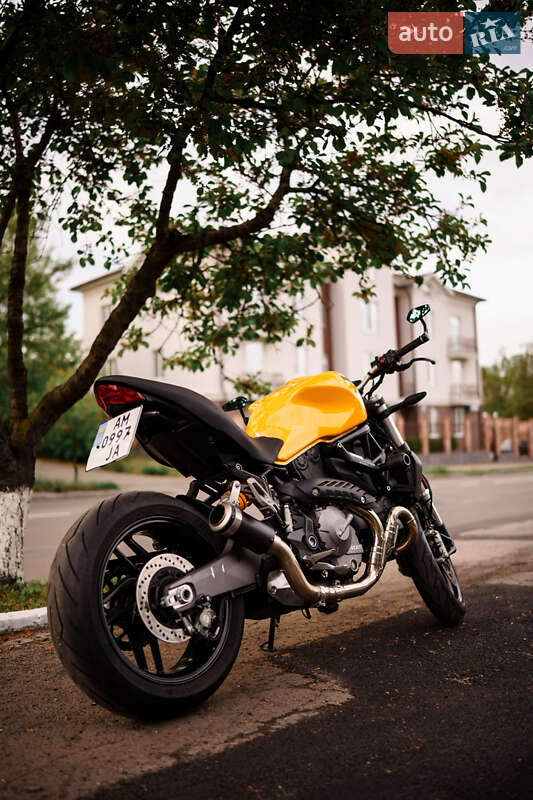 Мотоцикл Без обтекателей (Naked bike) Ducati Monster 821 2018 в Киеве фото 9 Мотоцикл Без обтекателей (Naked bike) Ducati Monster 821 2018 в Киеве