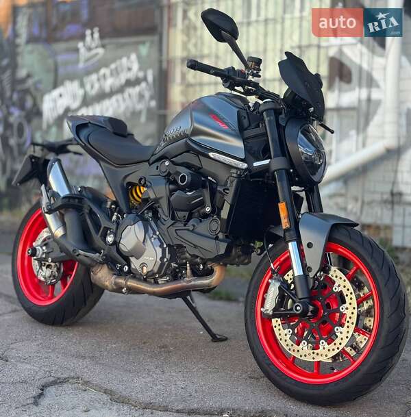 Мотоцикл Без обтекателей (Naked bike) Ducati Monster 937 2021 в 