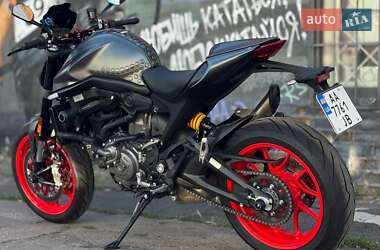 Мотоцикл Без обтекателей (Naked bike) Ducati Monster 937 2021 в 