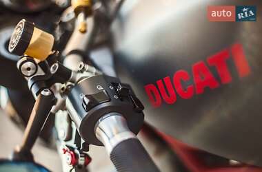 Спортбайк Ducati Monster 2008 в Киеве