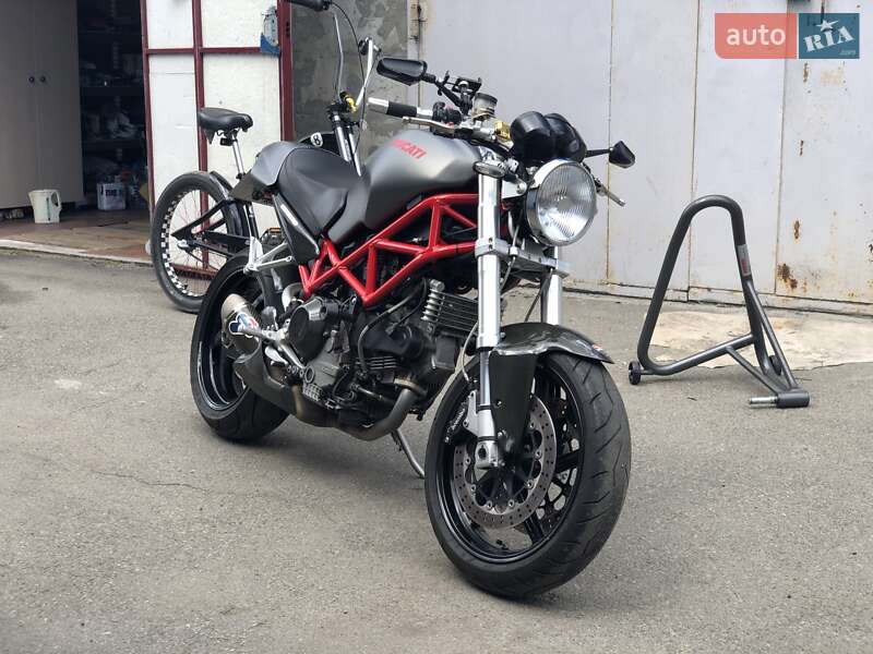 Спортбайк Ducati Monster 2008 в Киеве