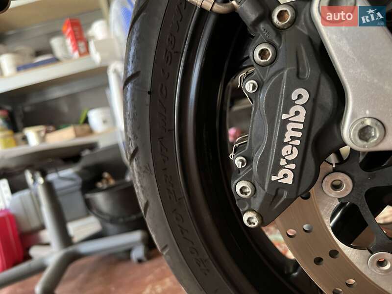 Спортбайк Ducati Monster 2008 в Киеве