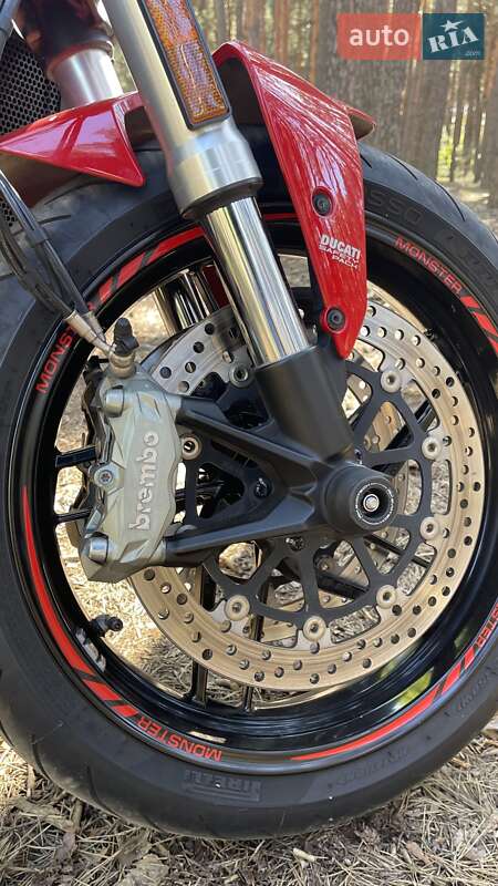 Мотоцикл Без обтекателей (Naked bike) Ducati Monster 2020 в Киеве