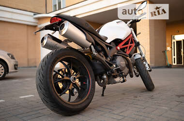 Мотоцикл Без обтікачів (Naked bike) Ducati Monster 2012 в Києві