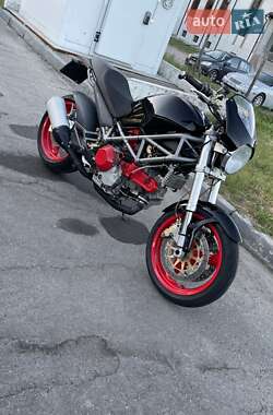 Мотоцикл Без обтекателей (Naked bike) Ducati Monster 2002 в 