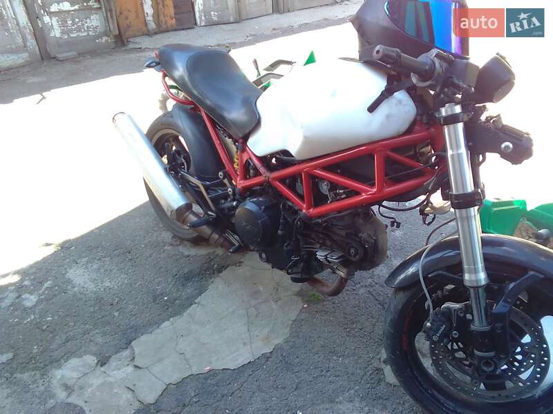 Спортбайк Ducati Monster 2003 в Костополе фото 2 Спортбайк Ducati Monster 2003 в Костополе