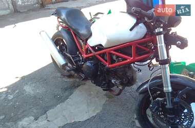 Спортбайк Ducati Monster 2003 в 