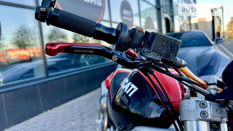 Мотоцикл Без обтекателей (Naked bike) Ducati Monster 2000 в Киеве фото 13 Мотоцикл Без обтекателей (Naked bike) Ducati Monster 2000 в Киеве