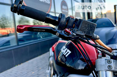 Мотоцикл Без обтекателей (Naked bike) Ducati Monster 2000 в 