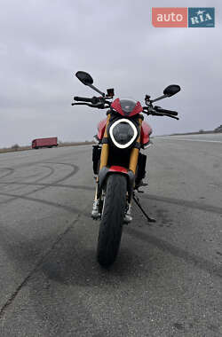 Мотоцикл Без обтекателей (Naked bike) Ducati Monster 2023 в 