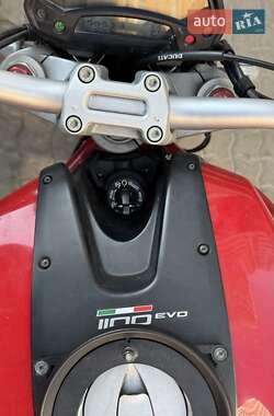 Спортбайк Ducati Monster 2008 в Одессе