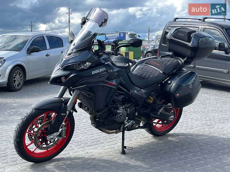 Ducati Multistrada 2022