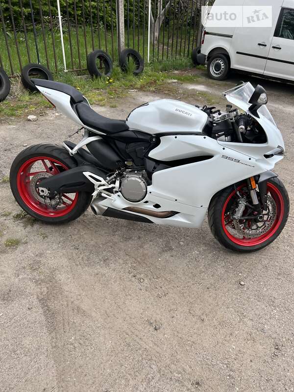 Спортбайк Ducati Panigale 959 2015 в Львові