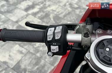 Спортбайк Ducati Panigale V2 2024 в 