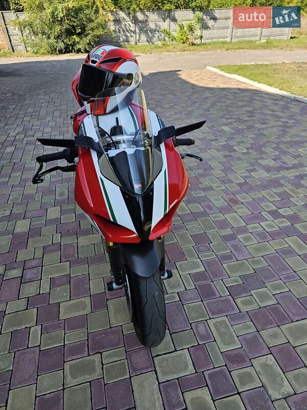 Спортбайк Ducati Panigale V4 2018 в Днепре