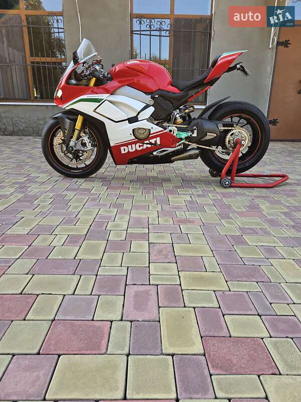 Спортбайк Ducati Panigale V4 2018 в Днепре