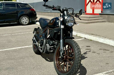 Скремблер Ducati Scrambler 2016 в 