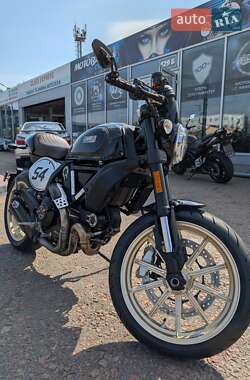 Кафе рейсер Ducati Scrambler 2018 в 