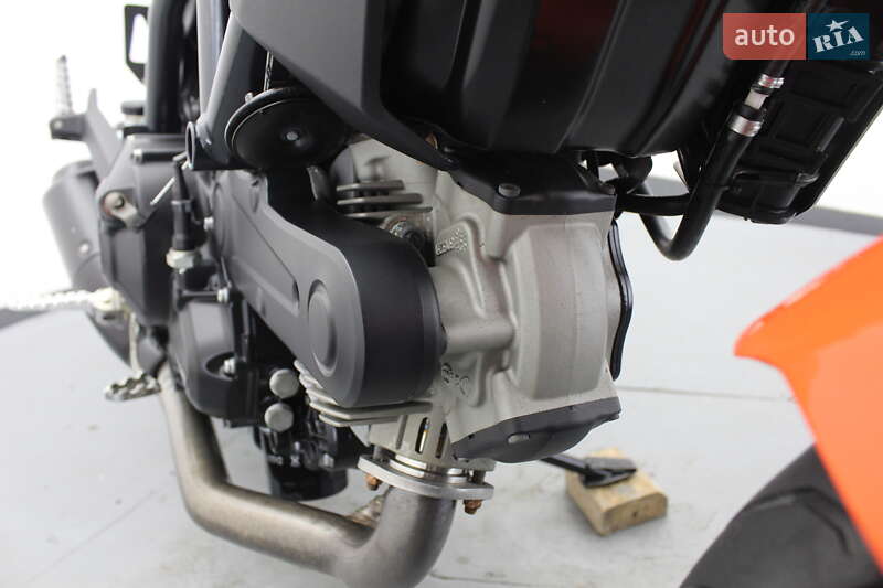 Мотоцикл Без обтекателей (Naked bike) Ducati Scrambler 2017 в Гнивани фото 22 Мотоцикл Без обтекателей (Naked bike) Ducati Scrambler 2017 в Гнивани