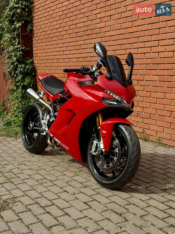 Спортбайк Ducati Supersport 2020 в Киеве фото 9 Спортбайк Ducati Supersport 2020 в Киеве