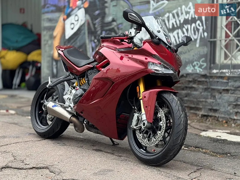 Ducati Supersport 2017