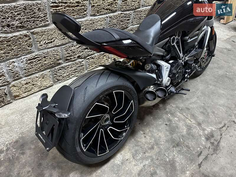 Мотоцикл Без обтекателей (Naked bike) Ducati XDiavel 2016 в Одессе