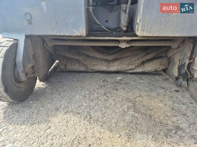 Подметальная машина Dulevo Elettrica 2013 в Рожище