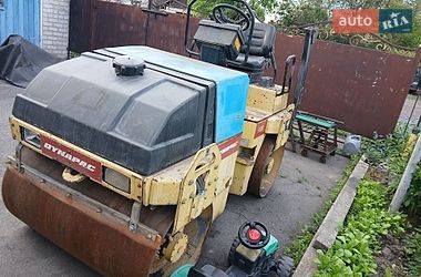Дорожный каток Dynapac CC 2002 в Днепре