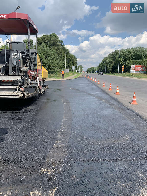 Асфальтоукладчик Dynapac SD 2011 в Заліщиках