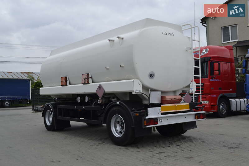 Цистерна EKW ROC 37 T3B 1997 в Хусті