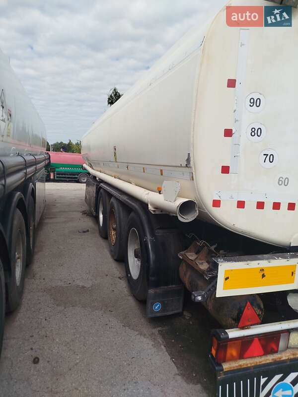 Цистерна напівпричіп Esterer DHE0189T 1992 в Івано-Франківську фото 8 Цистерна напівпричіп Esterer DHE0189T 1992 в Івано-Франківську