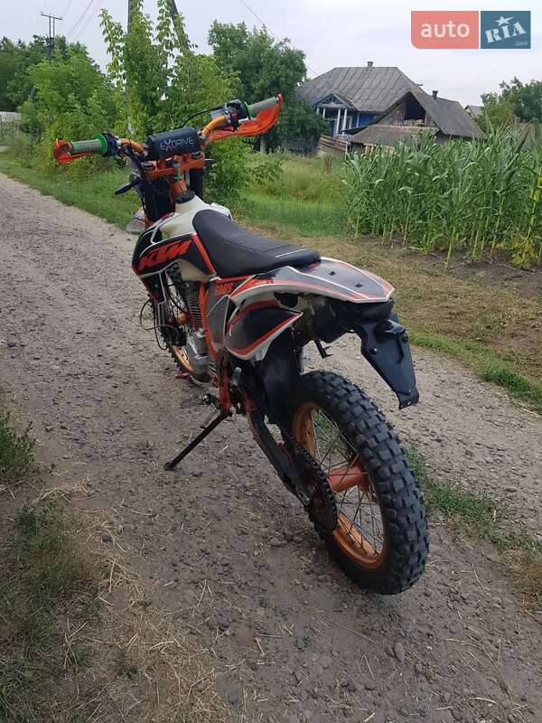 Мотоцикл Кросс Exdrive Profactory 2022 в Черновцах фото 14 Мотоцикл Кросс Exdrive Profactory 2022 в Черновцах