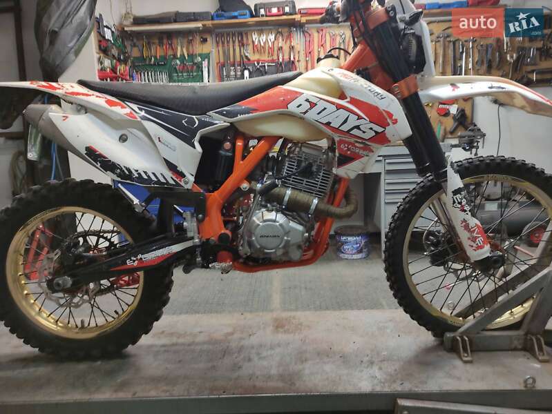 Мотоцикл Внедорожный (Enduro) Exdrive Profactory 2021 в Каменец-Подольском фото 2 Мотоцикл Внедорожный (Enduro) Exdrive Profactory 2021 в Каменец-Подольском