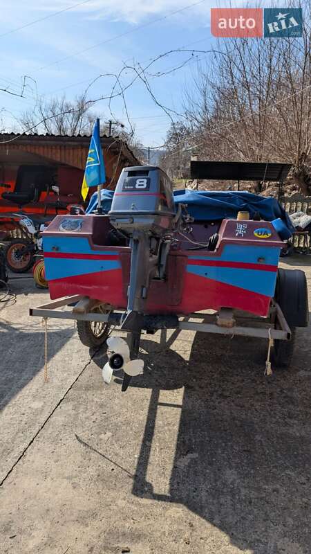 Катер Fairline Phantom 1986 в Залещиках